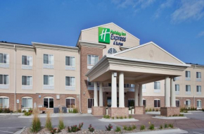 Holiday Inn Express Hotel & Suites Cherry Hills, an IHG Hotel, Omaha